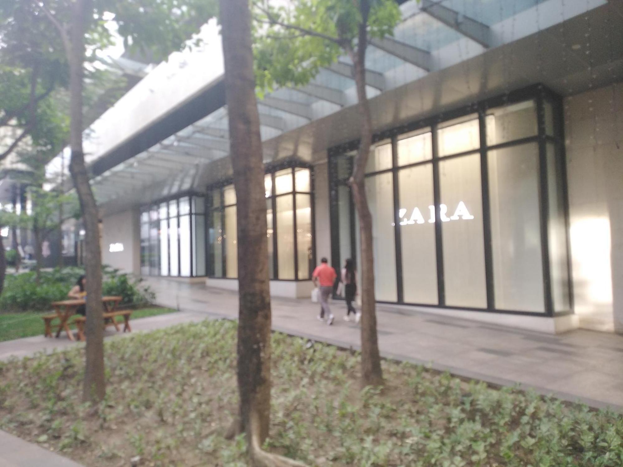 2 Bedrooms Units Forbes Area 5Th Avenue Bgc Center マニラ市 エクステリア 写真