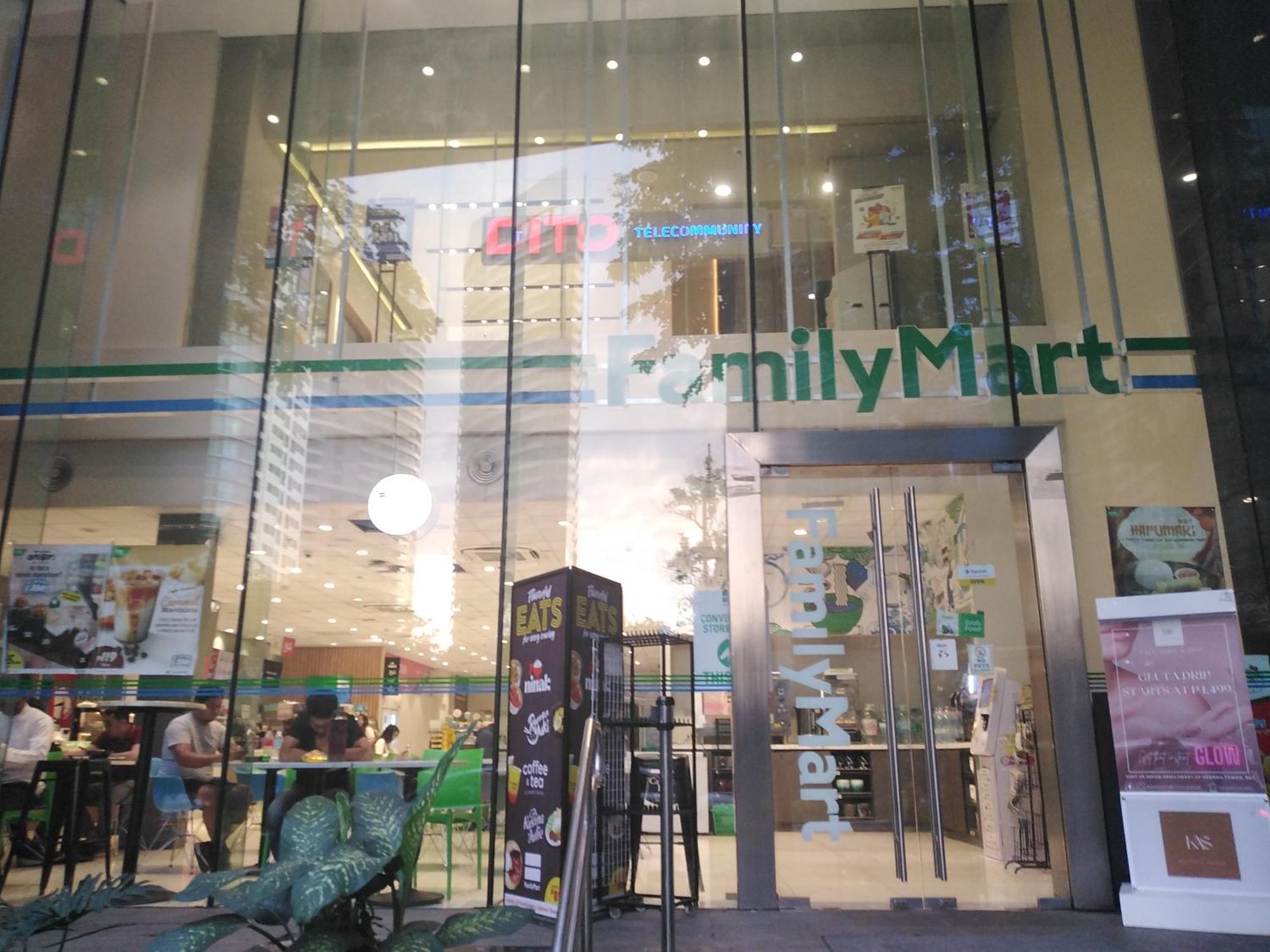 2 Bedrooms Units Forbes Area 5Th Avenue Bgc Center マニラ市 エクステリア 写真