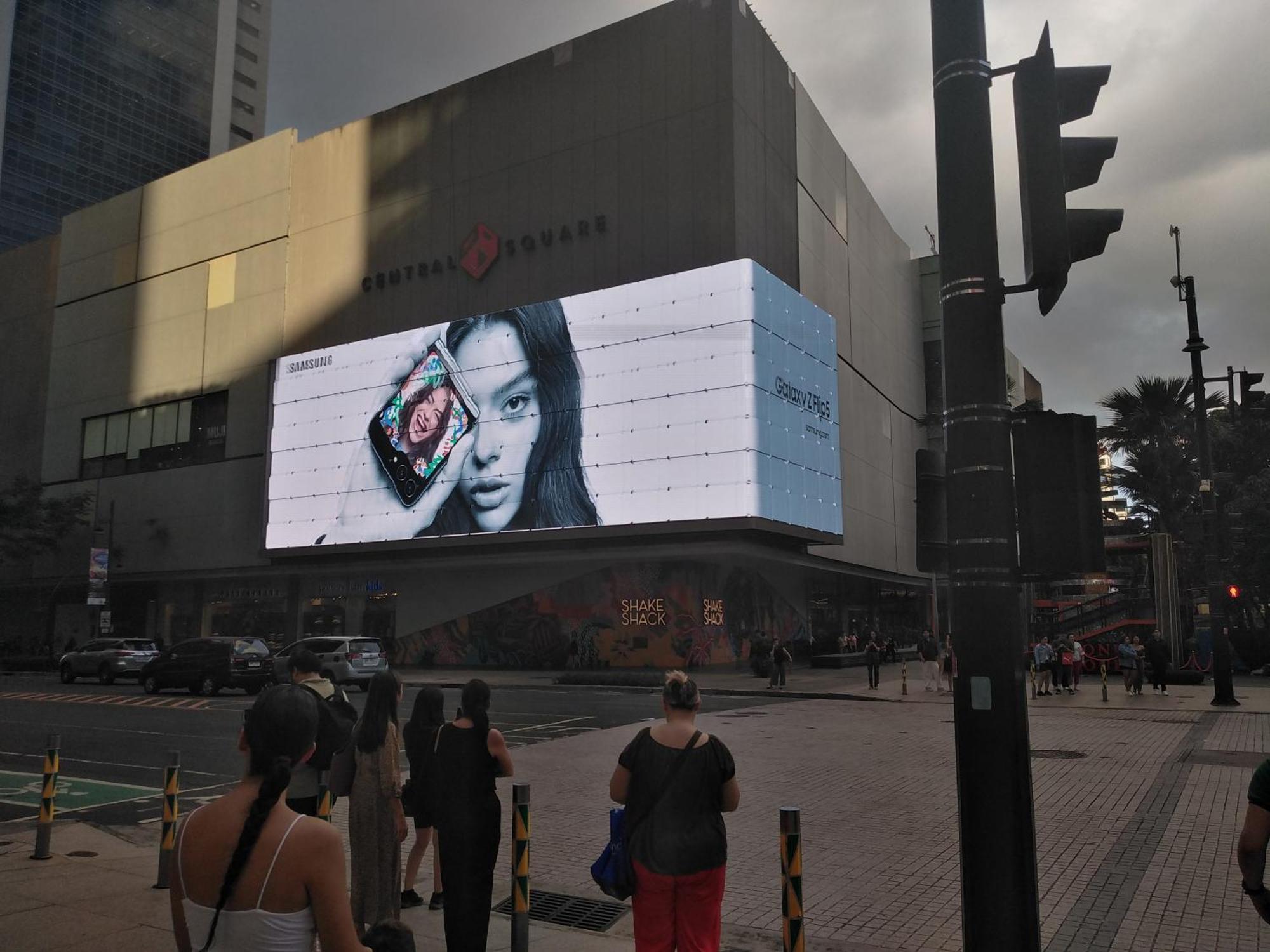 2 Bedrooms Units Forbes Area 5Th Avenue Bgc Center マニラ市 エクステリア 写真