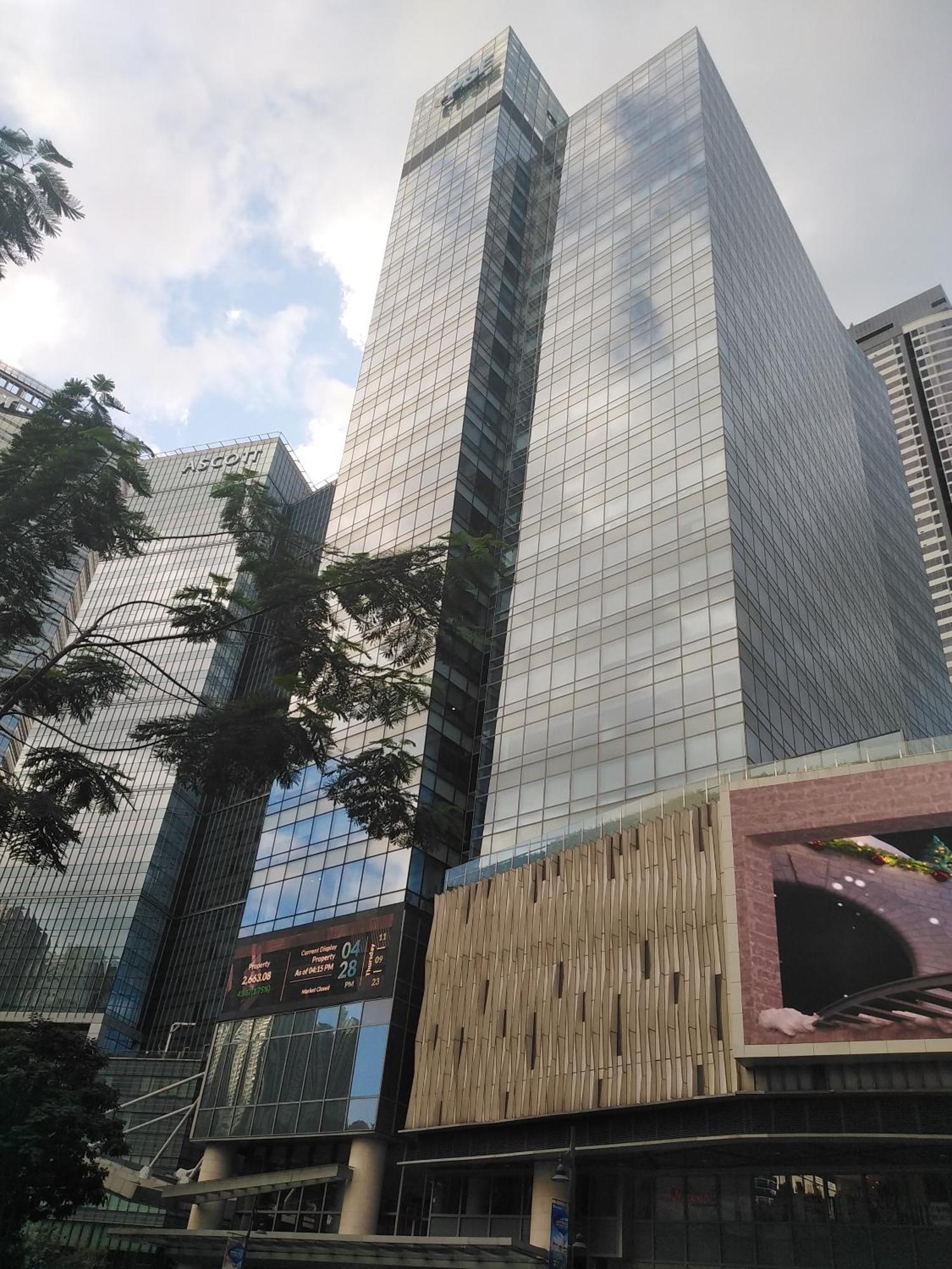 2 Bedrooms Units Forbes Area 5Th Avenue Bgc Center マニラ市 エクステリア 写真